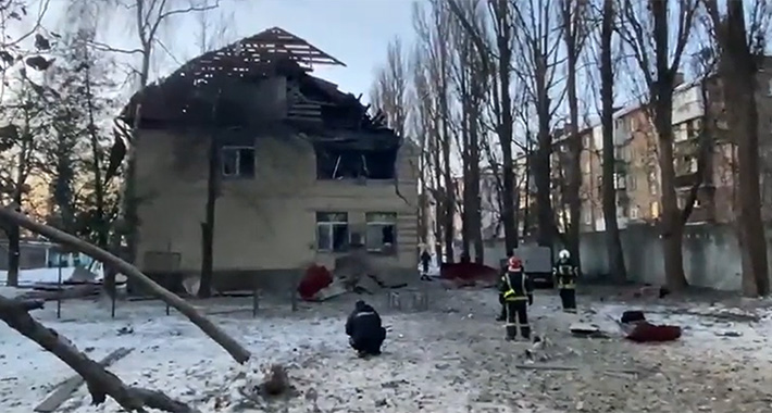 Pročitajte više o članku Kijevom jutros odjekuju eksplozije, ukrajinski branitelji uspjeli oboriti 13 ruskih dronova