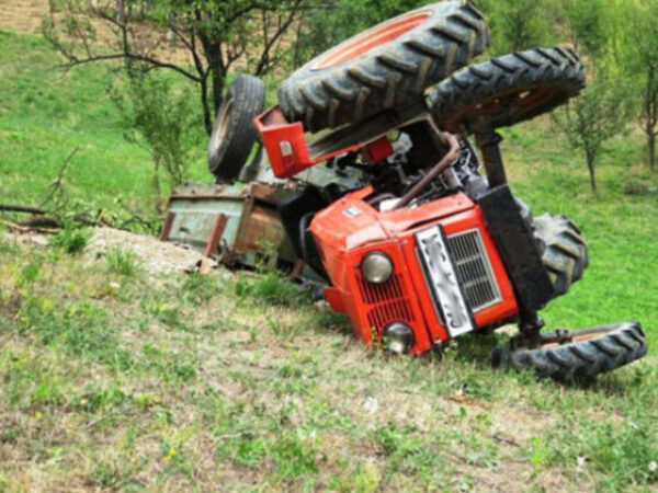 Jedna osoba poginula nakon pada s traktora, vozač uhapšen