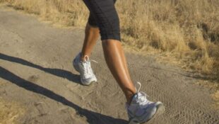 Hodanje određenim tempom uz zdravu prehranu može vam pomoći da smršavite