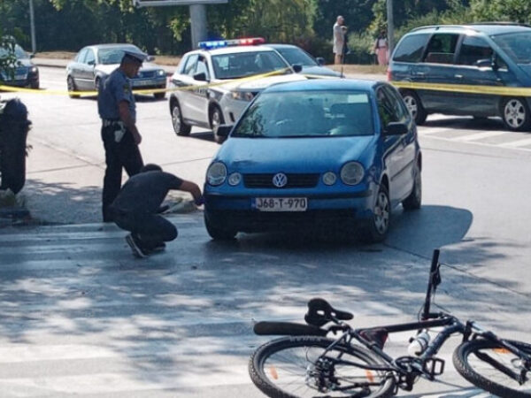 Biciklista teže povrijeđen u saobraćajnoj nesreći u Zenici