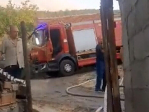 Drama u Trebinju: Zapalio vlastitu kuću, štalu i vozilo pa napao vatrogasce