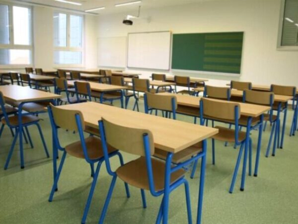 Ministarstvo zabrinuto, pedagoge "linčuju": Ogroman broj đaka u Sarajevu se nije vratio u škole