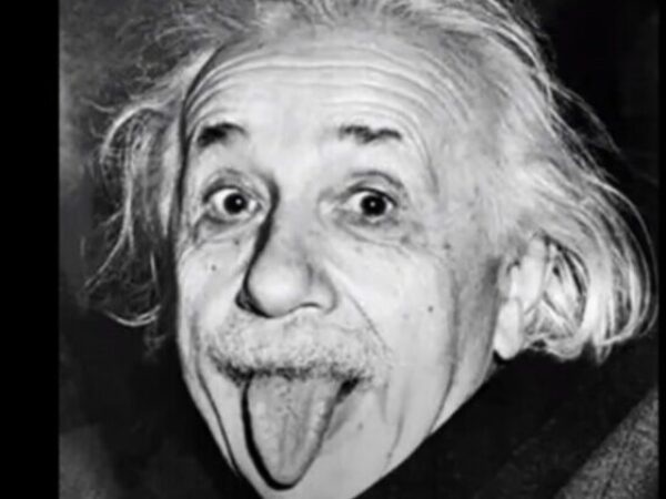 Zašto Ajnštajn plazi jezik
