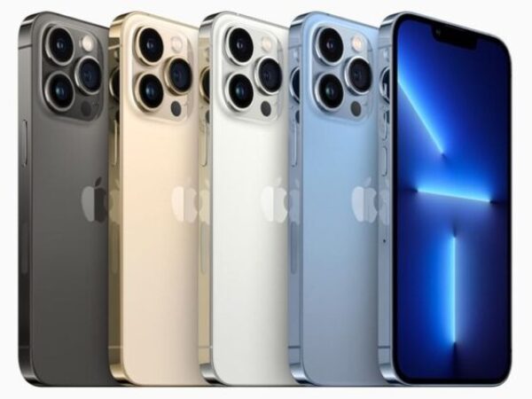 Apple je predstavio čak četiri nova telefona