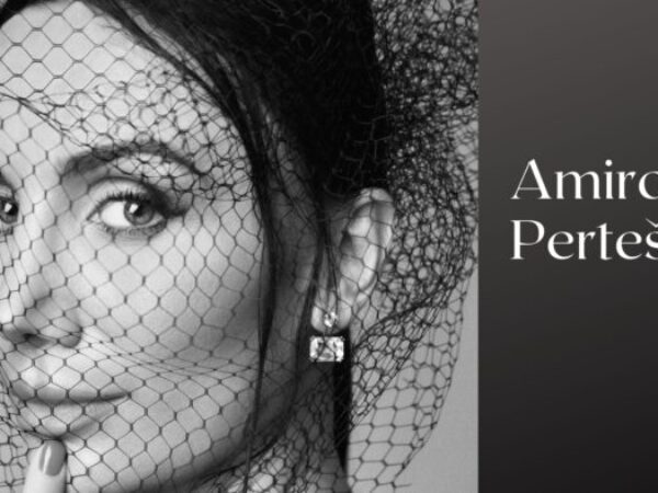 Amira Perteši: Šta ženu čini privlačnom?