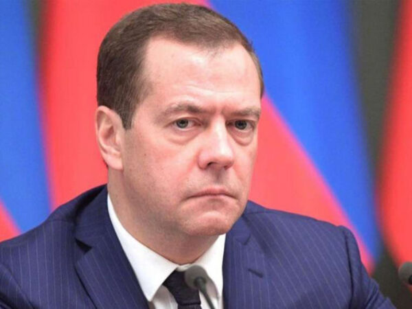 Medvedev Svijet je vjerovatno na ivici novog svjetskog rata