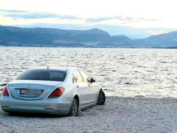 Prizor s plaže u Hrvatskoj sve nasmijao: Pogled s parkinga