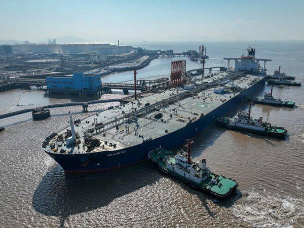 Naftni terminal Zhoushan izvor © Thomson Reuters