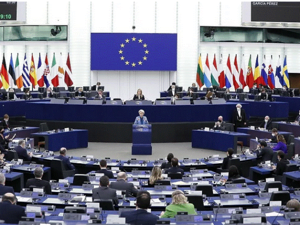 Evropski parlament glasao za uvođenje sankcija Miloradu Dodiku