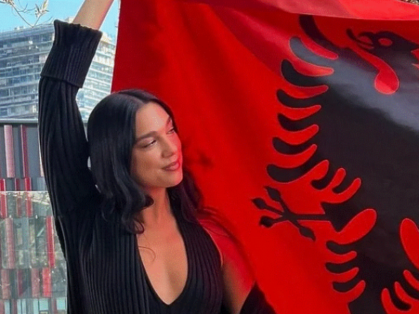 Dua Lipa stigla u Albaniju nakon što je dobila državljanstvo