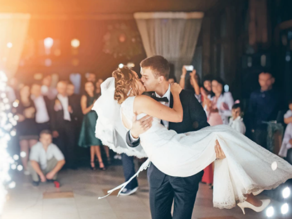Mjere na svadbenim veseljima u Srbiji