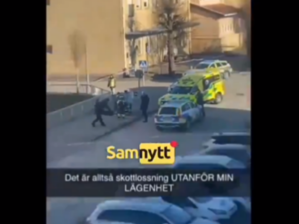 Švedska teroristički napad nožem