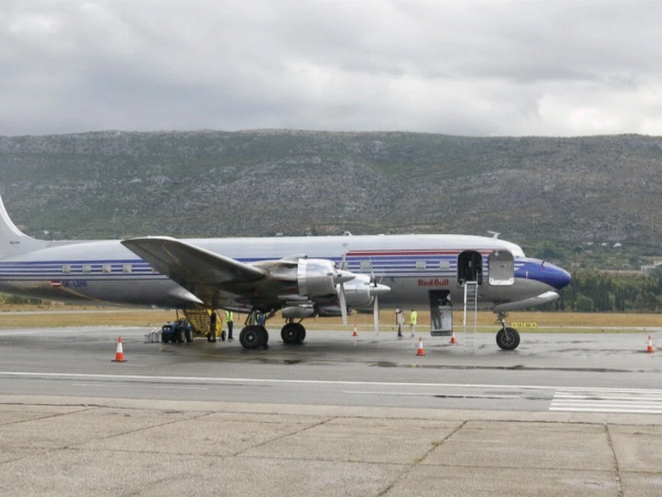 Unutrašnjost Titovog aviona koji je sletio u Mostar