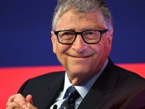Bill Gates je na Twitteru razgovarao s profesoricom