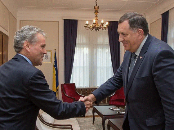 Sattler iznenadio izjavom o Dodiku: "Možda želi natjerati bošnjačke političare..."