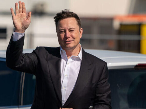 Twitter prihvatio ponudu Elona Muska od 44 milijarde dolara