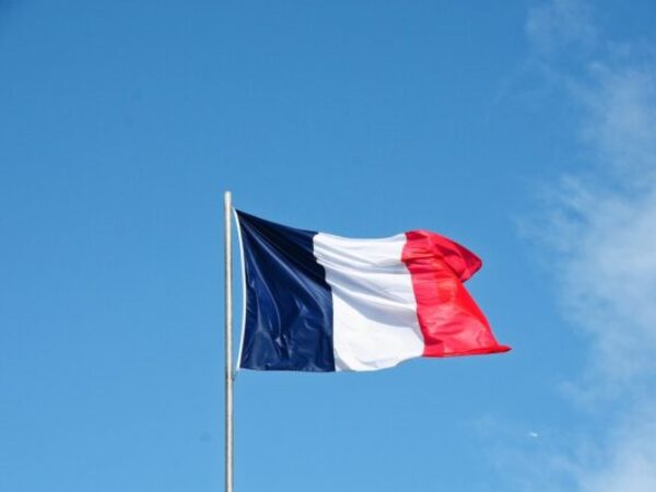 Predsjednik Francuske: “Želim iznervirati necijepljene”