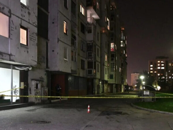 Preminuo mladić (19) koji je sinoć skočio sa zgrade u sarajevskom naselju Dobrinja