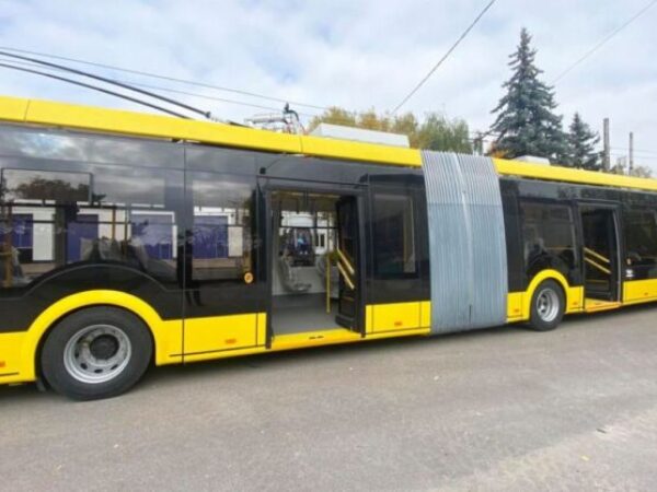 Premijer Forto i ministar Šteta u Minsku: Proizveden novi sarajevski trolejbus