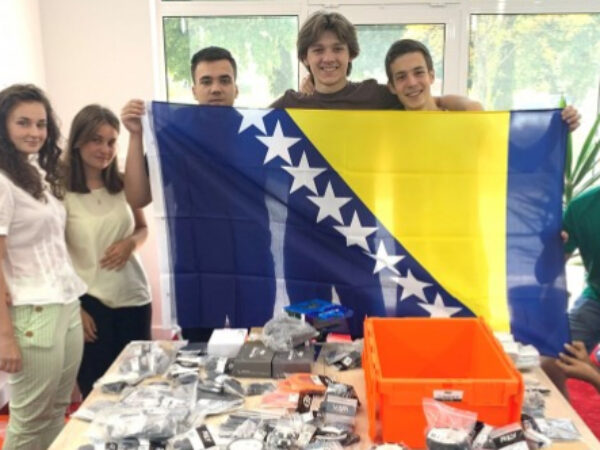 Robotički tim BiH osvojio prvo mjesto na Međunarodnoj robotičkoj olimpijadi