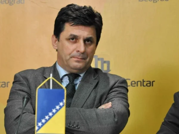 Senadin Lavić: Etničke političke stranke kao trojanski konji u Bosni