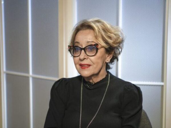 Velika glumačka legenda Svetlana Bojković “uništila” Anu Brnabić: “Premijerka laže, nije sve u Nedeljicama prodato”