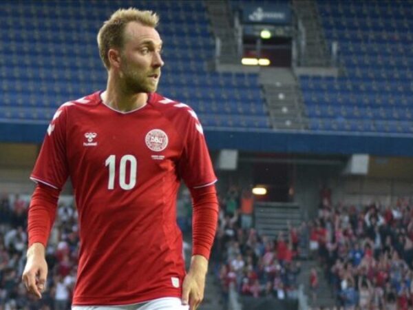 Fudbalski savez Danske: Eriksen bolje, razgovarao sa ocem