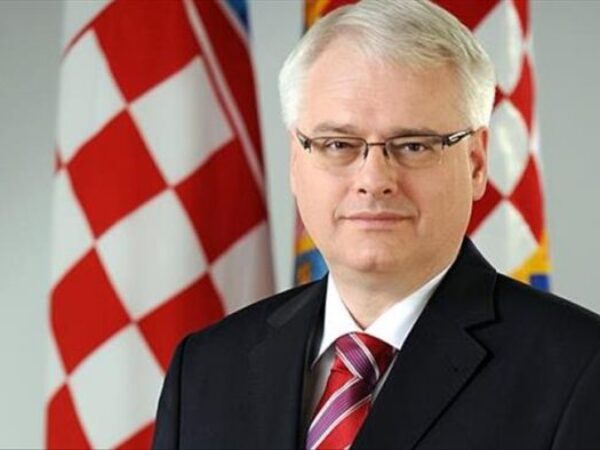 Josipović: Sjećanje na Srebrenicu nije mržnja ni protiv koga, to je istina
