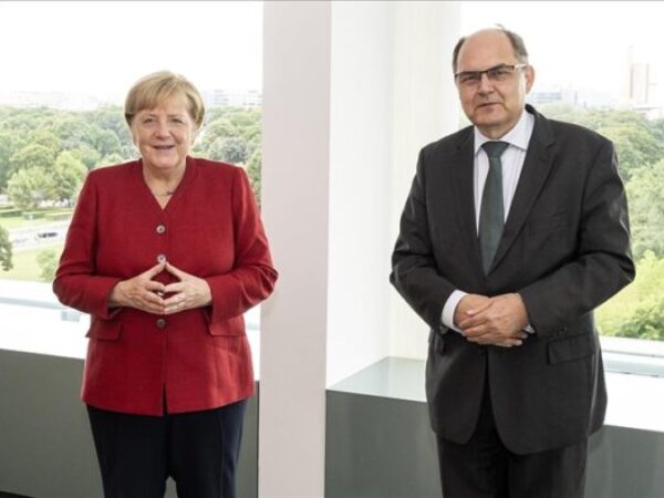 Njemačka kancelarka Merkel osigurala punu podršku visokom predstavniku u BiH Schmidtu