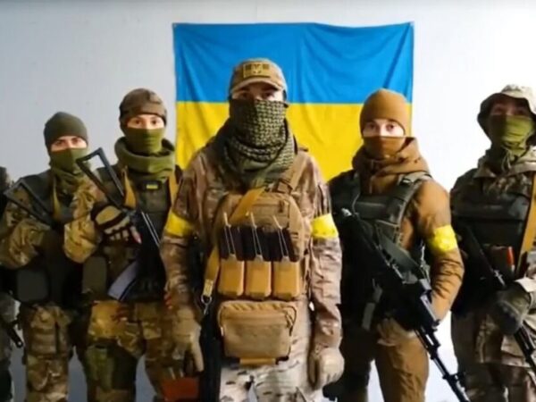 Mi smi žene Ukrajine. Blagoslovile smo svoje muškarce da štite našu zemlju